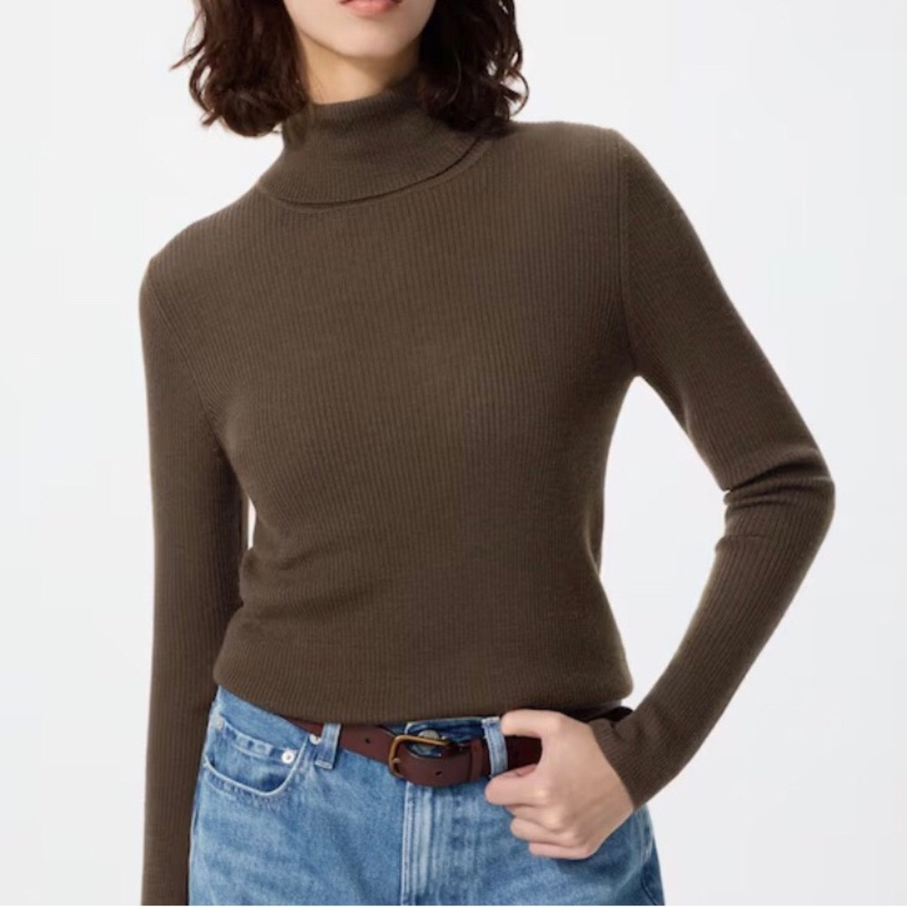 UNIQLO Wool Ribbed Knit Turtleneck Chocolate Brown Size L